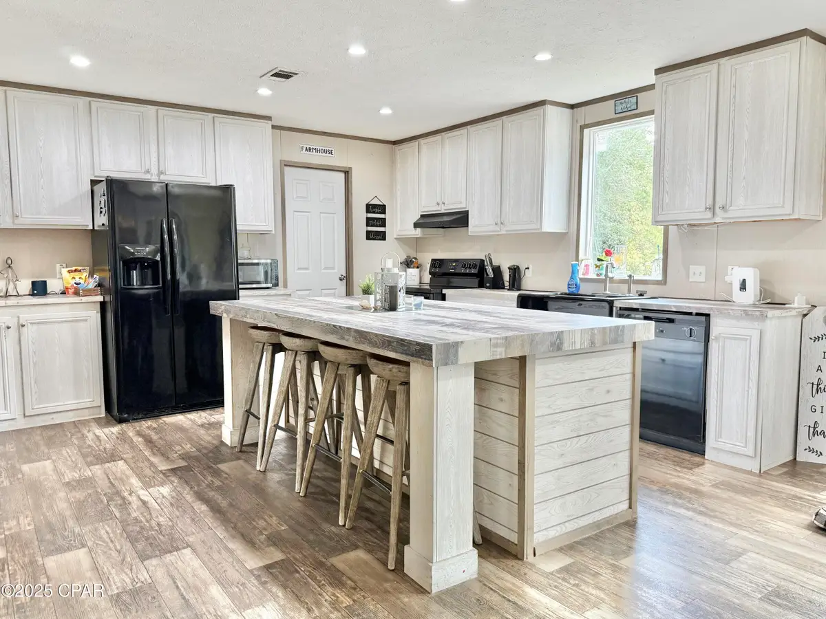 3673 Evans Road, Vernon, FL 32462 - Image #1