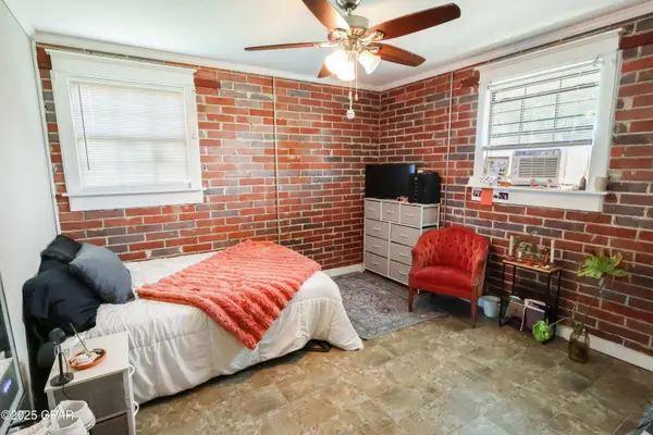 12708 NW Pea Ridge Road, Bristol, FL 32321