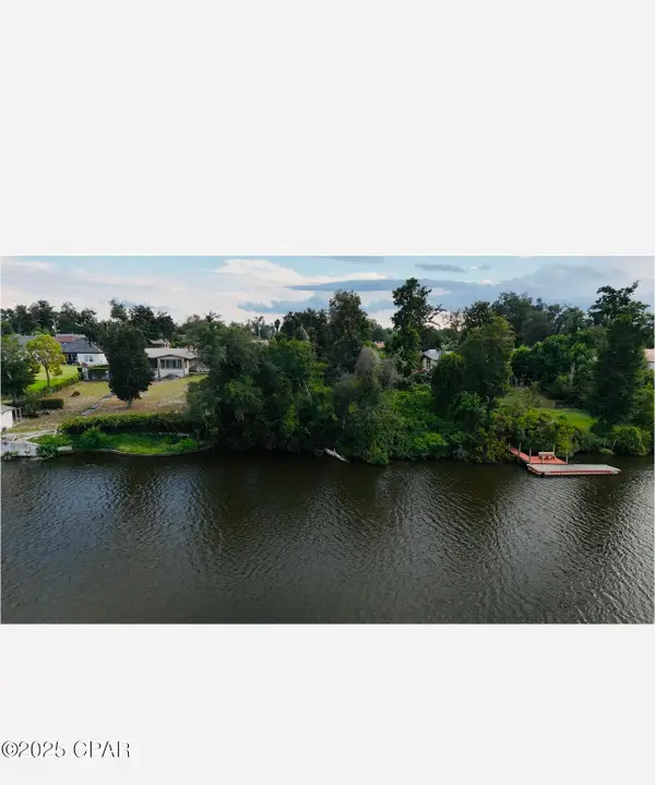 4813 S Lakewood Drive, Panama City, FL 32404