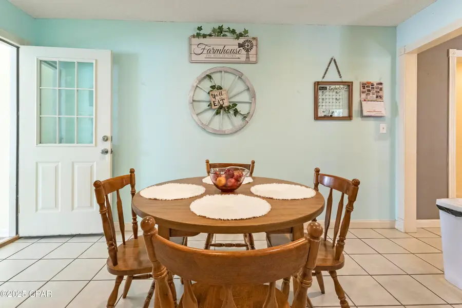 5324 Forest Drive, Graceville, FL 32440 - Image #3