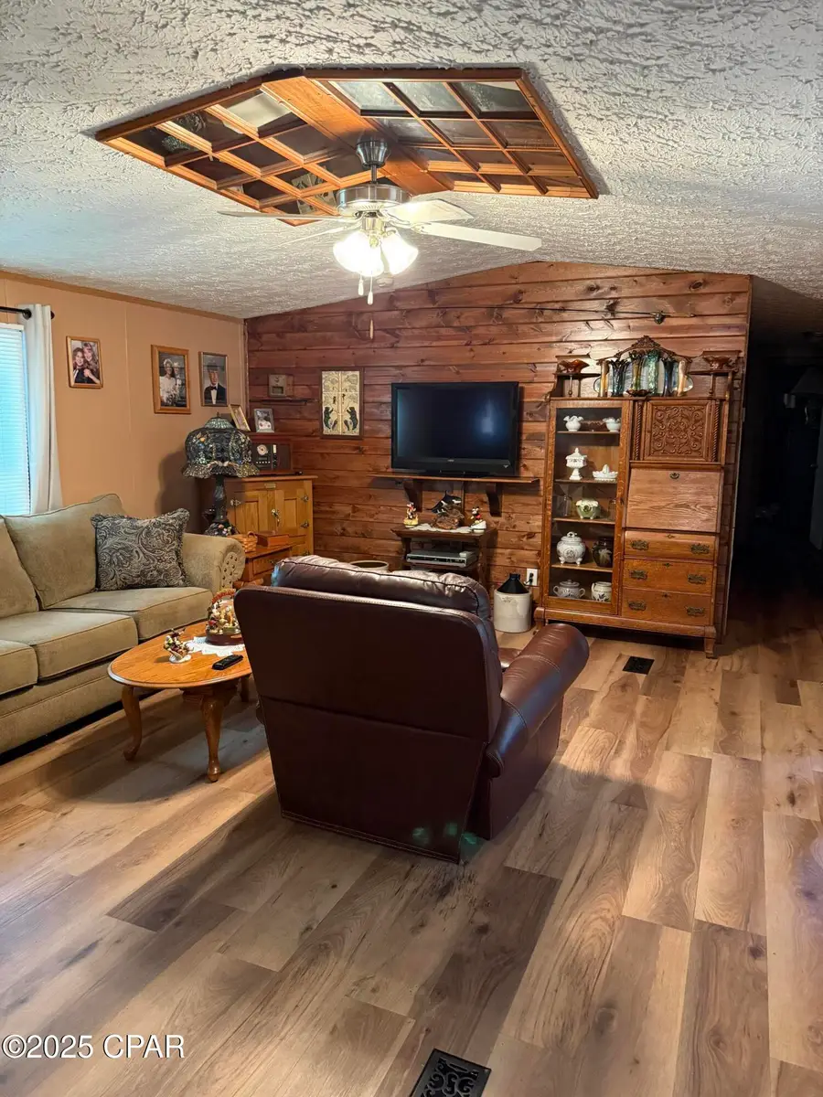 12534 Greenbriar Drive, Fountain, FL 32438 - Image #3