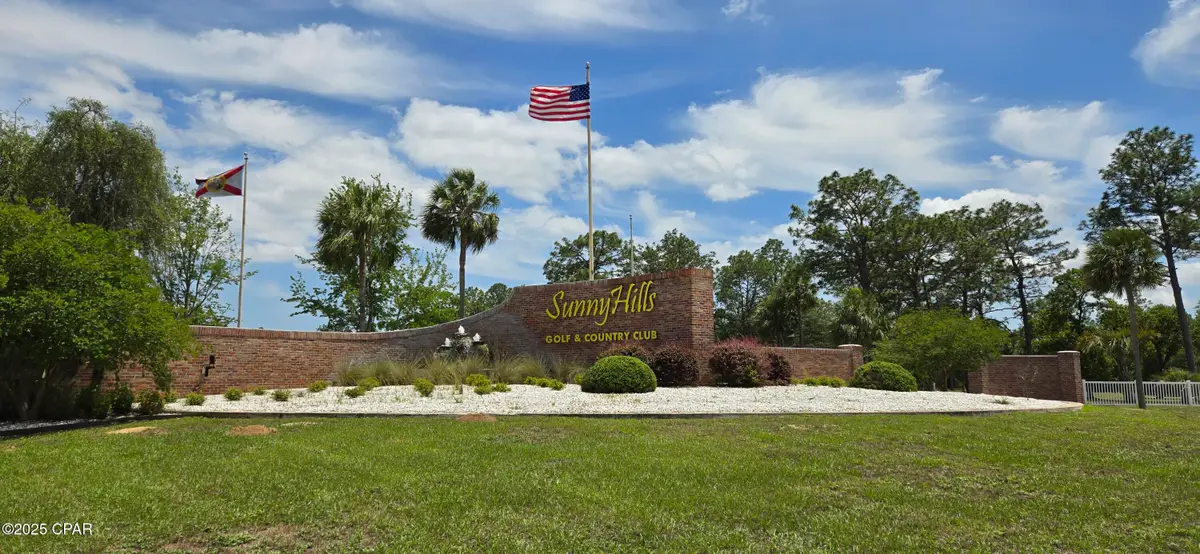 2 Hampshire Boulevard, Chipley, FL 32428 - Image #1