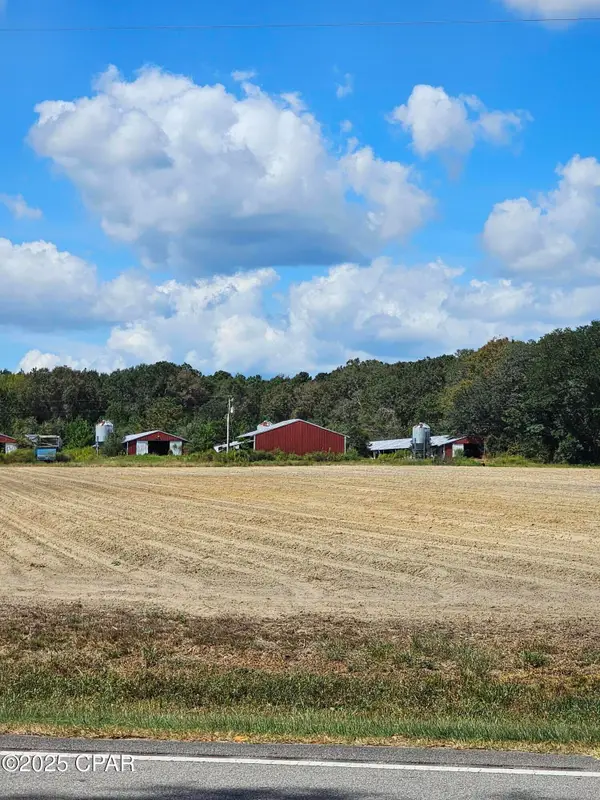 2020 N 81 Highway, Westville, FL 32464