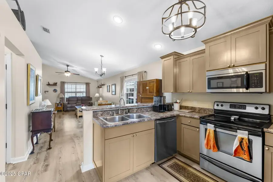 2624 Avondale Court, Panama City, FL 32404 - Image #3