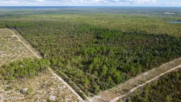 010 2n, Fountain, FL 32438