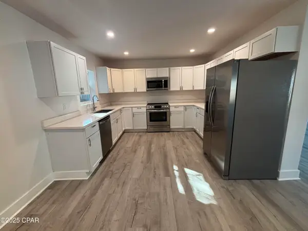 25 W Cooper Drive, Panama City, FL 32404