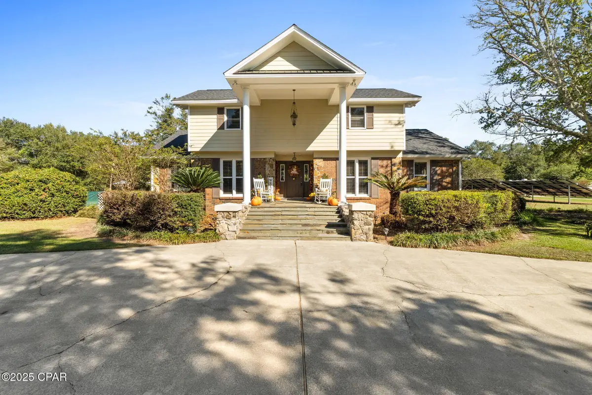 5424 Ezell Street, Graceville, FL 32440 - #1