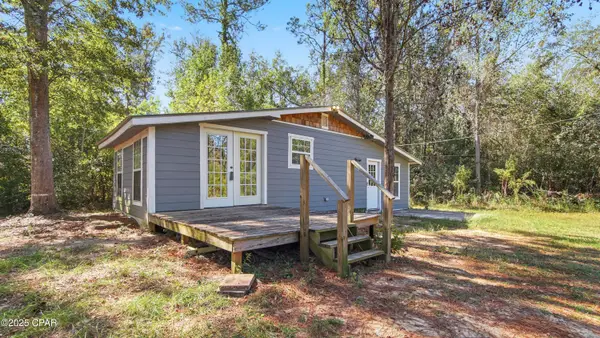 905 Joshua Drive, Chipley, FL 32428