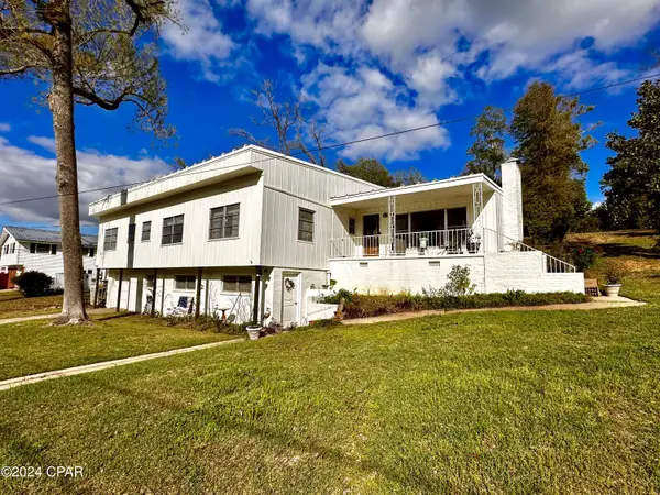 2962 Dogwood Street, Marianna, FL 32446