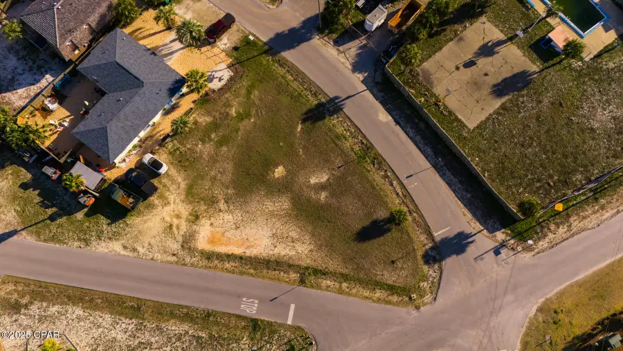 601 Granada Circle, Panama City Beach, FL 32413 - Image #2