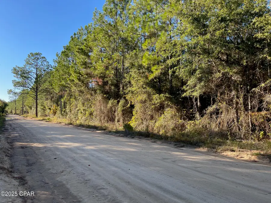 000 Cross County Blvd, Greenwood, FL 32443 - Image #3