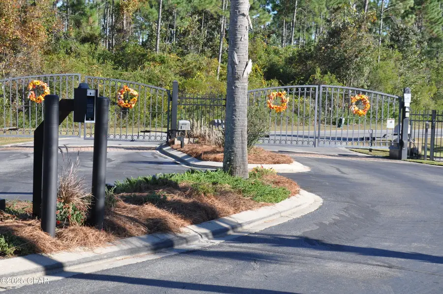 909 Anchor Court, Panama City, FL 32404 - Image #3