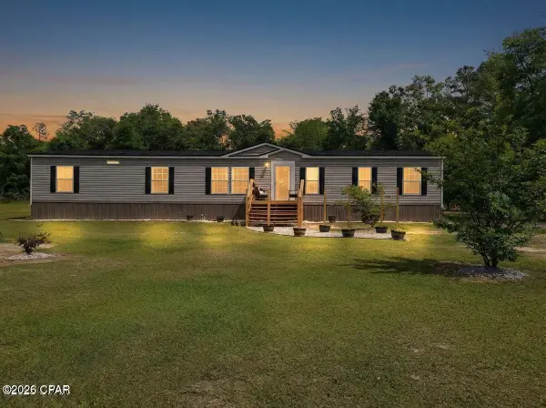 4296 Century Road, Greenwood, FL 32443