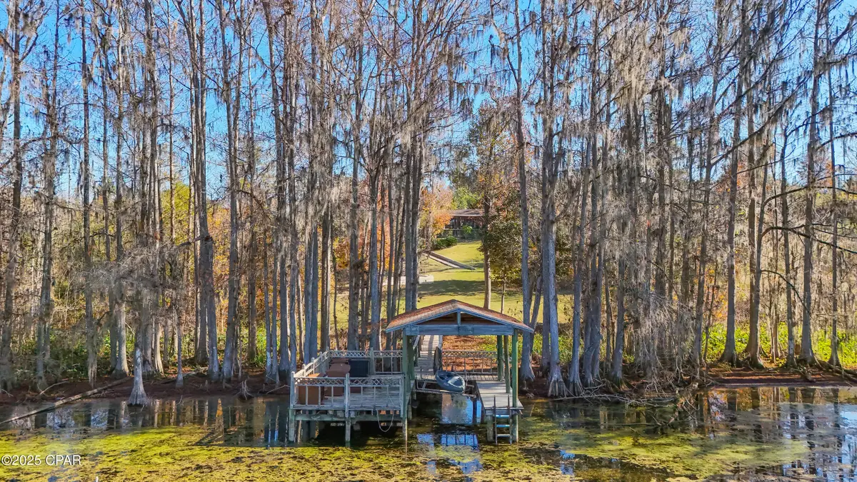 5091 Lake Bluff Circle, Marianna, FL 32446 - Image #1