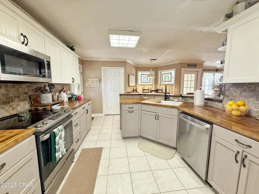 3243 5th Street, Marianna, FL 32446 - #2