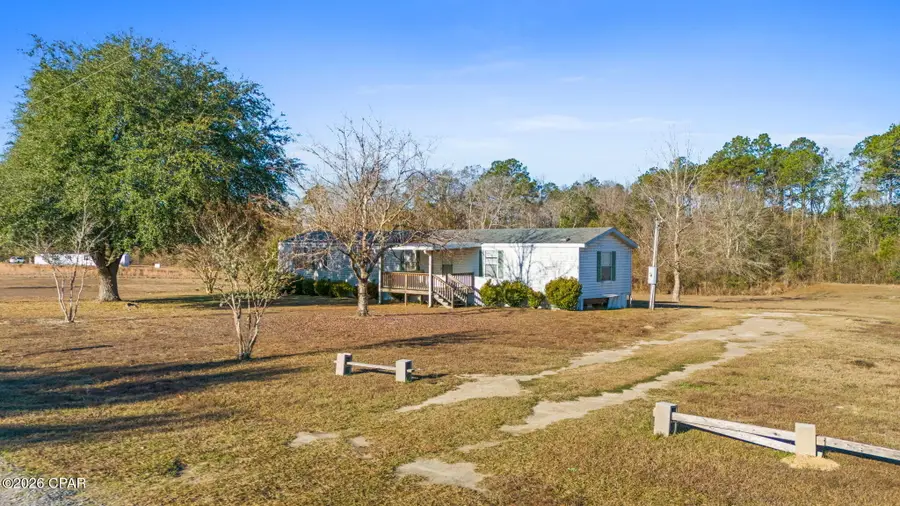 3272 Twin Lakes Drive, Bonifay, FL 32425 - Image #3