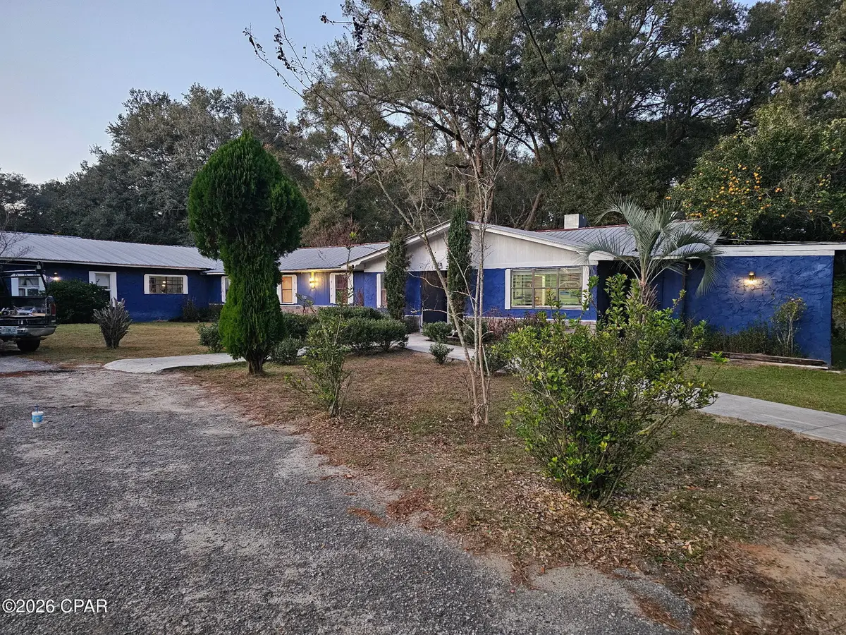 2233 Pate Pond Road, Caryville, FL 32427 - Image #1