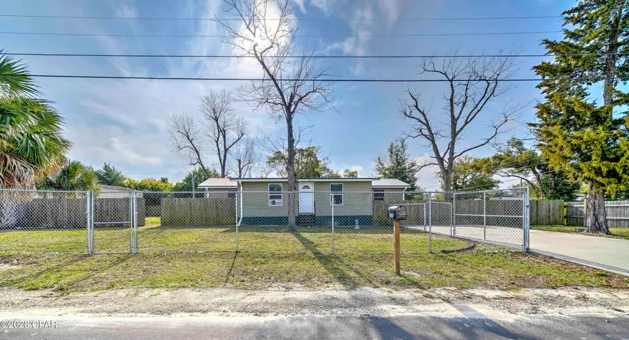 3202 E 2nd Place, Panama City, FL 32401 - Image #2