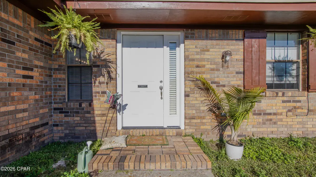 8011 Betty Louise Drive, Panama City, FL 32404 - Image #1