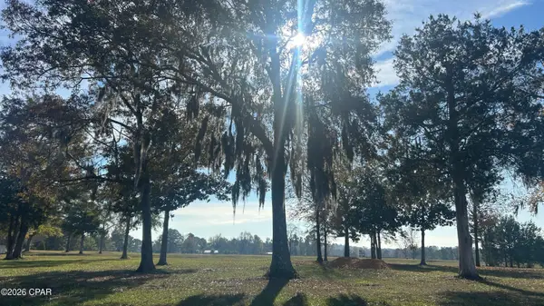 SR-85 Lake, Laurel Hill, FL 32567