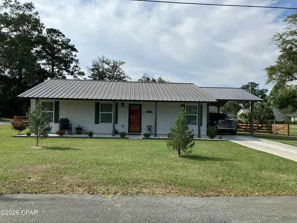 5985 Webb Street, Graceville, FL 32440