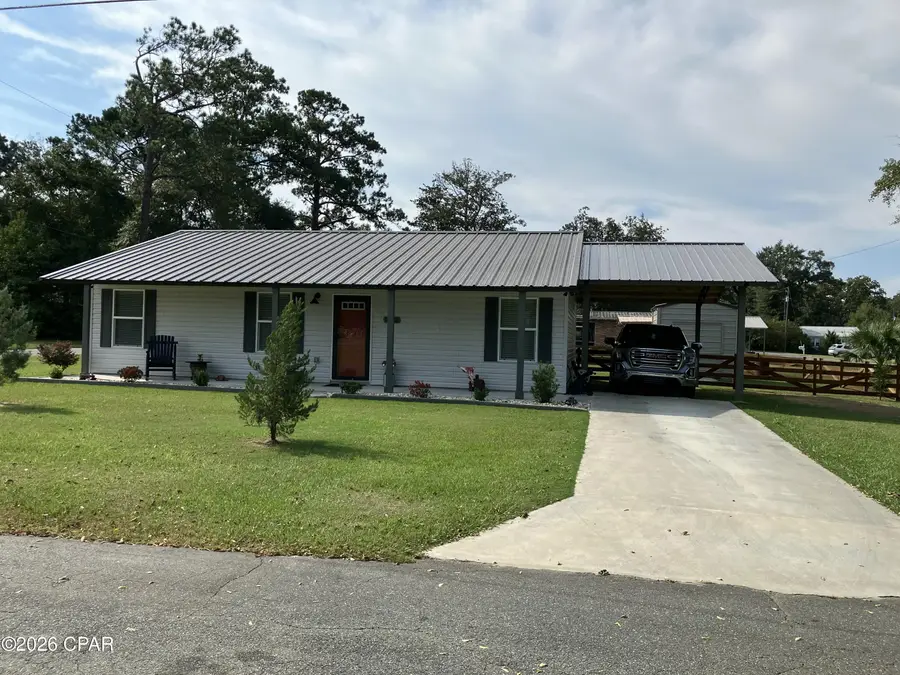 5985 Webb Street, Graceville, FL 32440 - #2