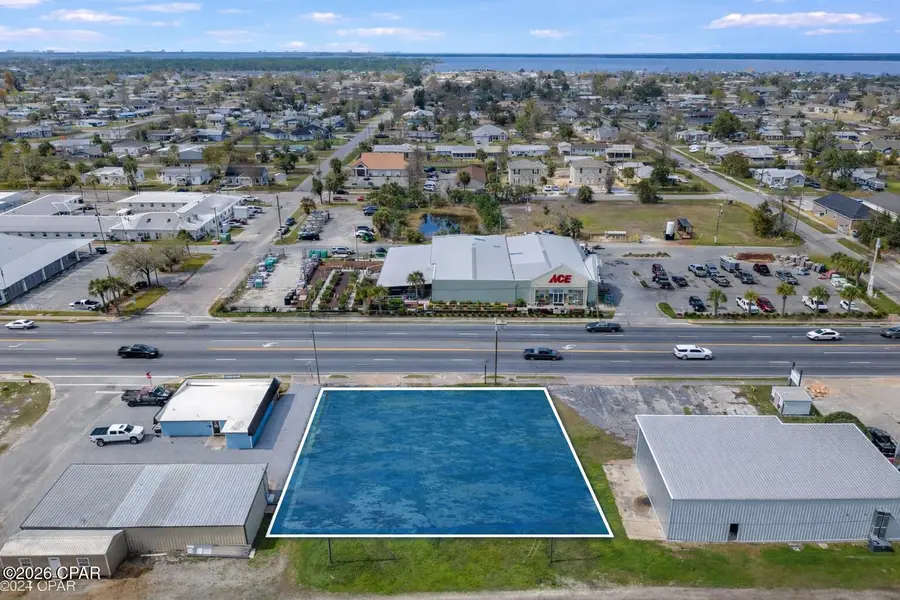 523 Ohio Avenue, Lynn Haven, FL 32444 - #2