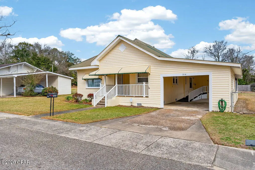 1314 Coggin Avenue, Chipley, FL 32428 - #1