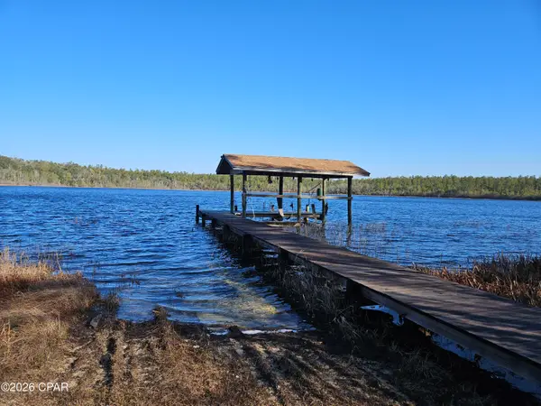 2447 Greenhead Road, Chipley, FL 32428