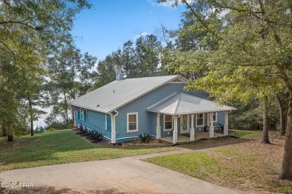 3723 Hicks Lake Lane, Vernon, FL 32462