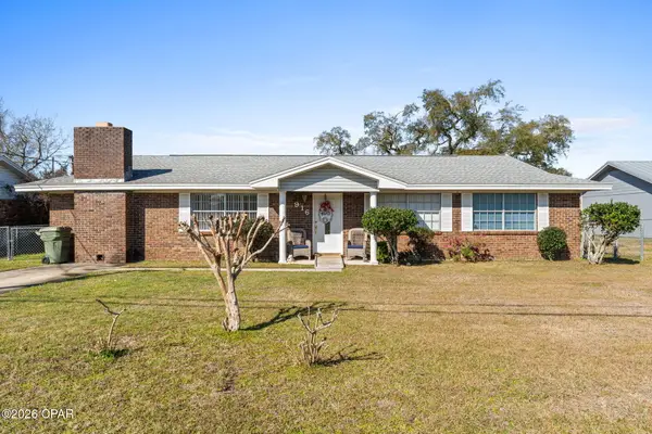 916 Michigan Avenue, Lynn Haven, FL 32444