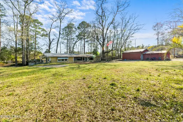 3957 Highway 2, Graceville, FL 32440
