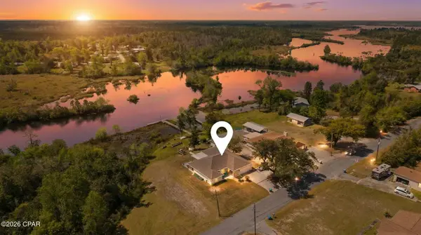 6303 Lakeshore Drive, Panama City, FL 32404