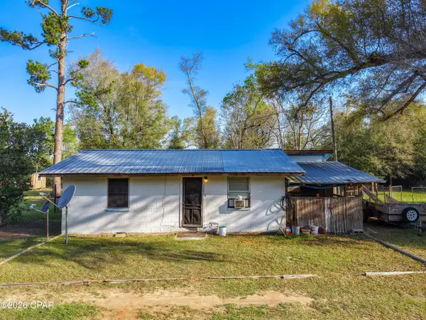 5292 Tiger Lane, Marianna, FL 32448