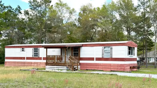 241 Leonardo Lane, Defuniak Springs, FL 32433