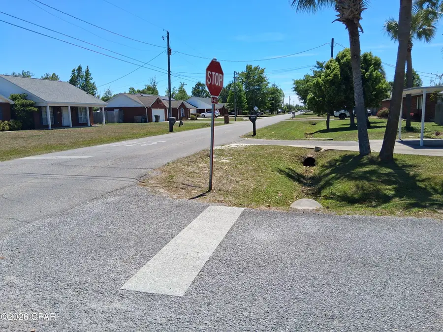 918 Colorado Avenue, Lynn Haven, FL 32444 - #3