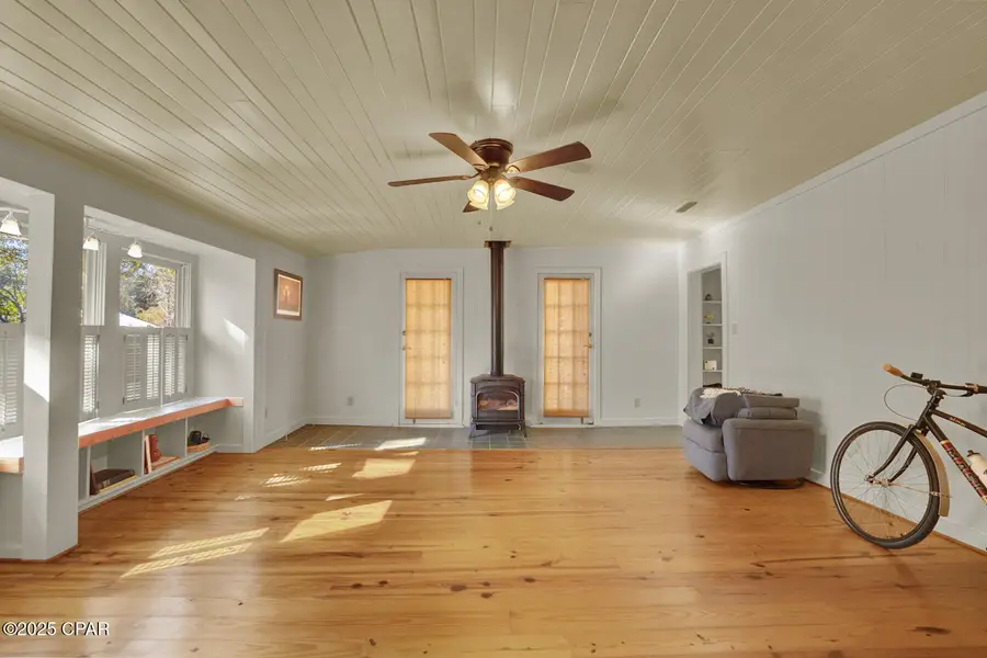 672 Main Street, Chipley, FL 32428 - #2