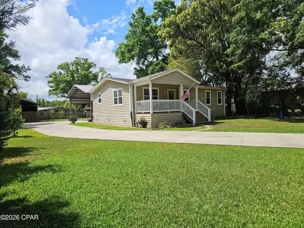 140 Donna's Place, Wewahitchka, FL 32465