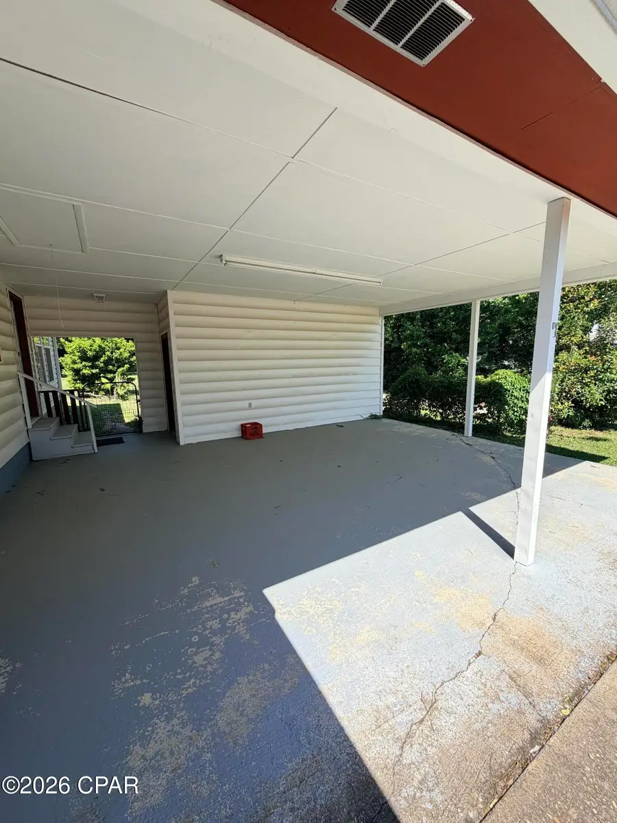 5373 8th Street, Malone, FL 32445 - #3