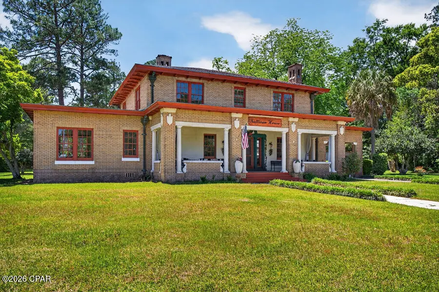 1305 Church Avenue, Chipley, FL 32428 - #2