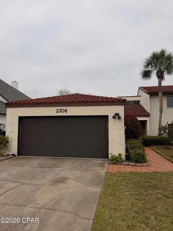 2206 Country Club Drive, Lynn Haven, FL 32444