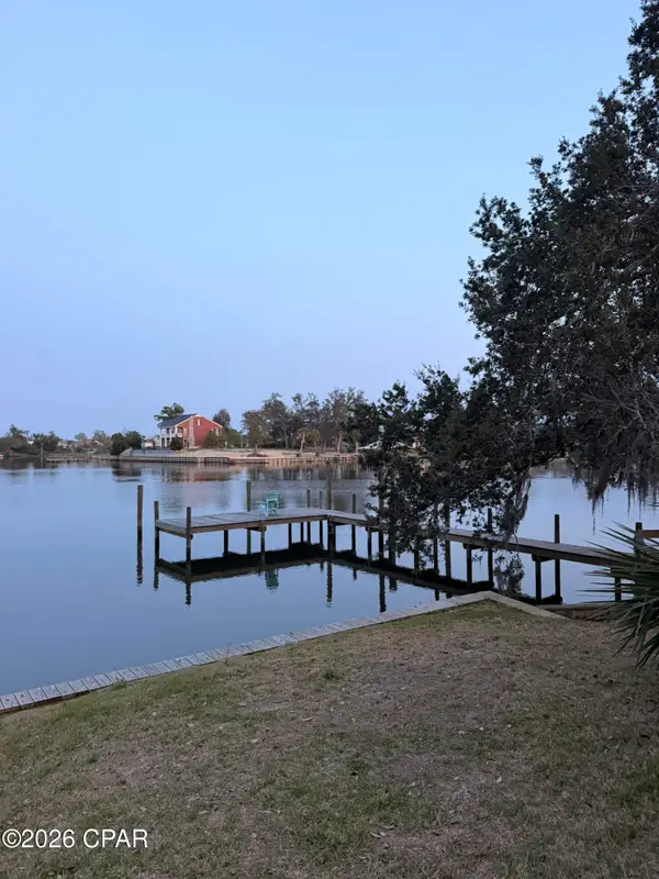 2824 Country Club Drive, Lynn Haven, FL 32444