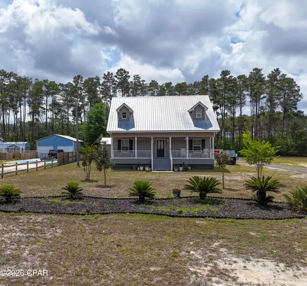 2458 County Highway 3280, Freeport, FL 32439