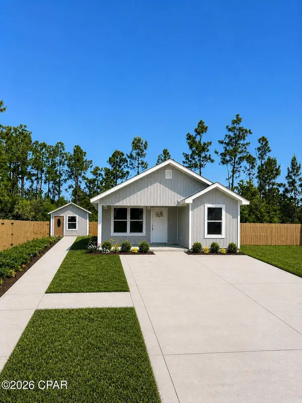 7209 Lake Suzzanne Lane, Panama City, FL 32404
