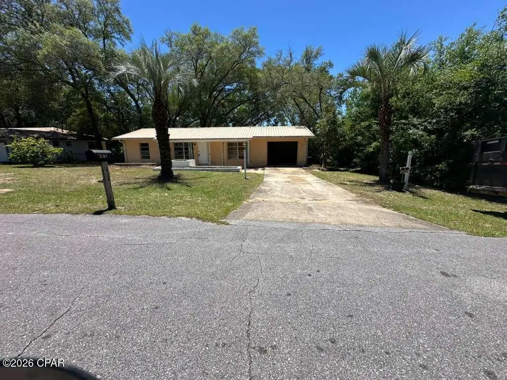 2007 Ambassador Court, Chipley, FL 32428 - #1