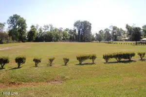 3467 Caverns Road, Marianna, FL 32446