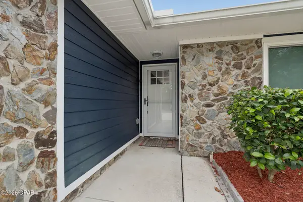 5608 Ivy Road, Panama City, FL 32404