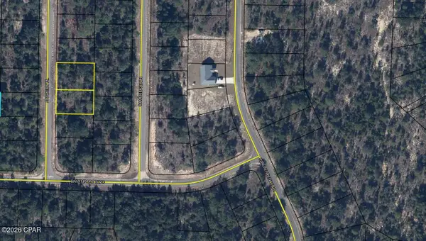 7 & 8 Academy Place, Chipley, FL 32428