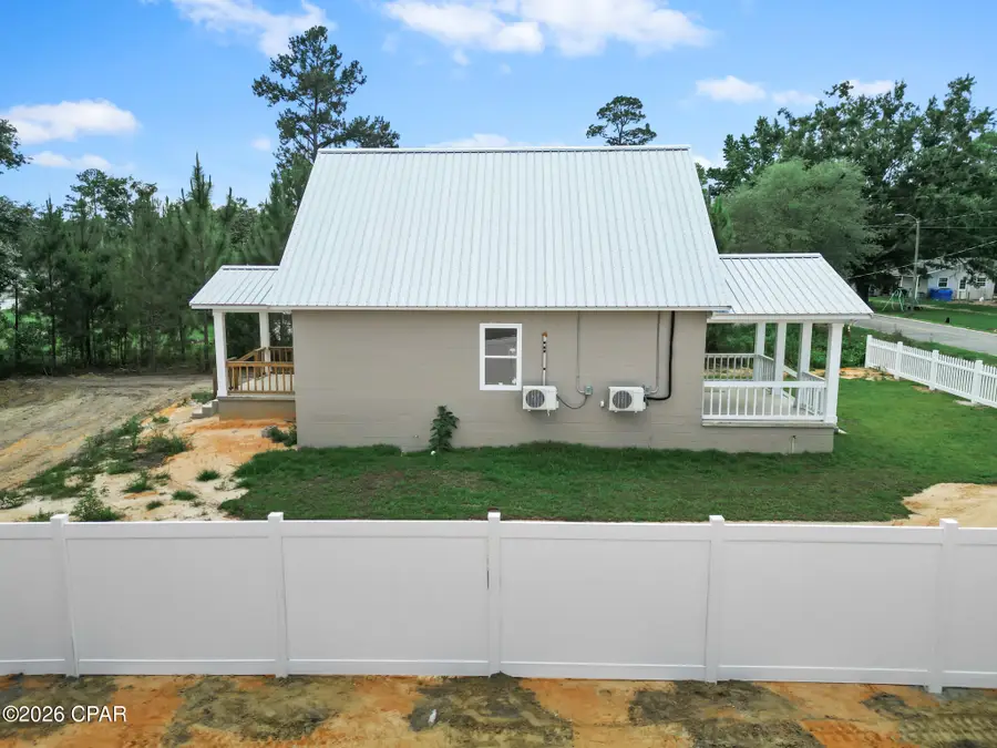 10477 NW Azalea Street, Bristol, FL 32321 - #3
