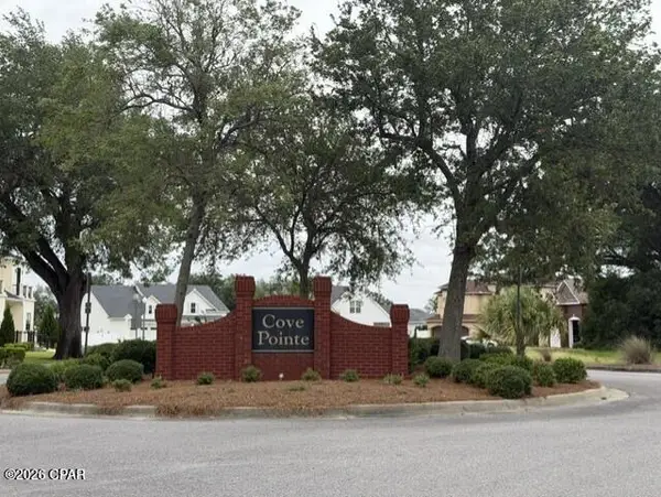 330 Watson Bayou Circle, Panama City, FL 32401